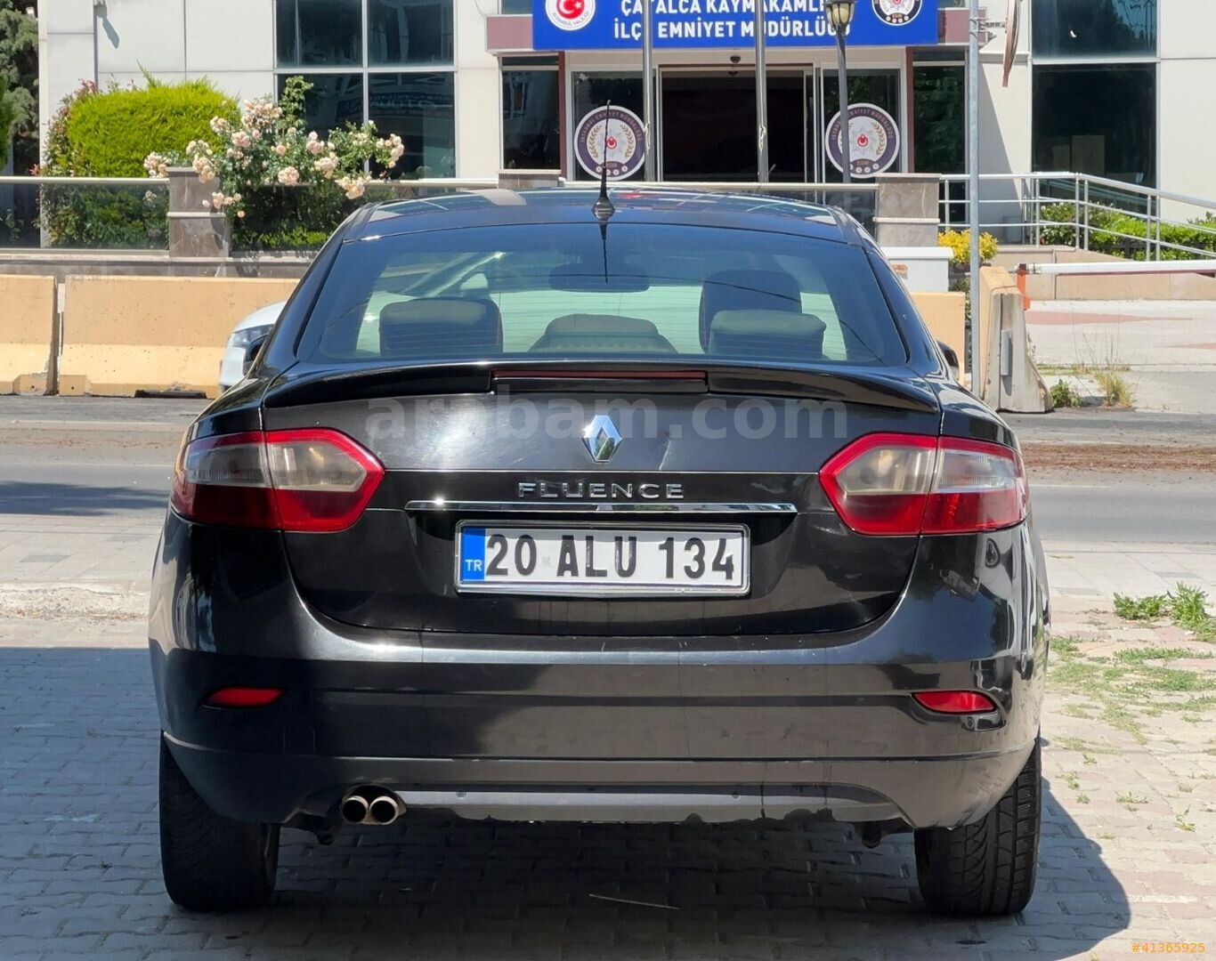 Galeriden Renault Fluence 1.5 dCi Dynamique 2011 Model İstanbul 257.000 km Siyah 3