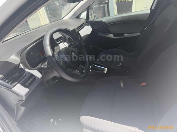 RUHSAT SAHİBİNDN 2021 CLIO JOY OTOMATİK BOYASIZ