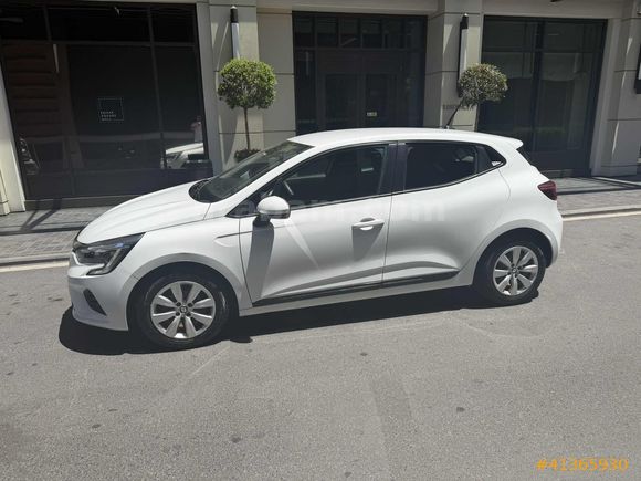 RUHSAT SAHİBİNDN 2021 CLIO JOY OTOMATİK BOYASIZ
