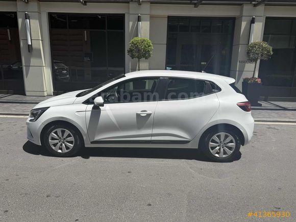 RUHSAT SAHİBİNDN 2021 CLIO JOY OTOMATİK BOYASIZ