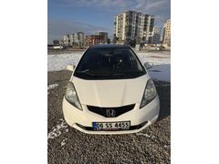 Sahibinden Honda Jazz 1.4 Fun 2009 Model  204.000 km Beyaz