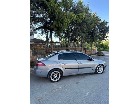 Sahibinden Renault Megane 1.5 dCi Dynamique 2004 Model 