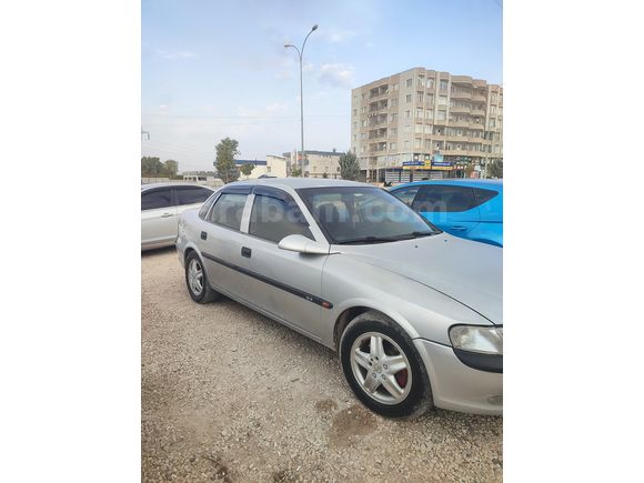 Sahibinden Opel Vectra 2.0 GLS 1998 Model 