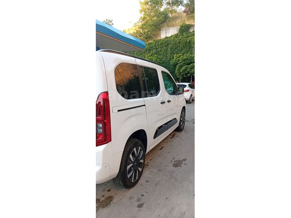 Sahibinden Opel Combo Life 1.5 D Ultimate 2025 Model