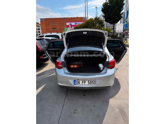 Öğretmenden kusursuz  Opel Astra 1.6 CDTI Edition 2015 Model 
