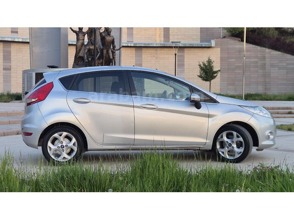 Sahibinden Ford Fiesta 1.4 Titanium X 2011 Model