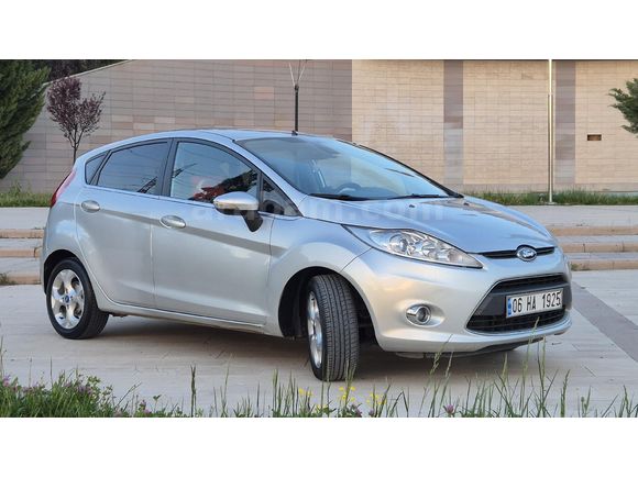 Sahibinden Ford Fiesta 1.4 Titanium X 2011 Model