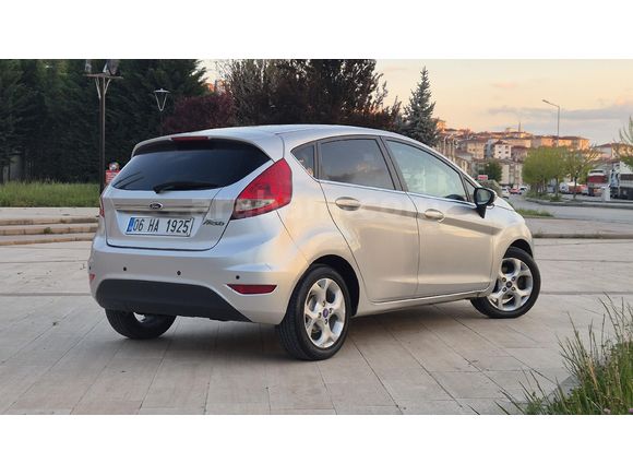 Sahibinden Ford Fiesta 1.4 Titanium X 2011 Model