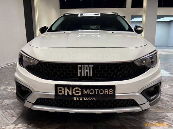 BNG MOTORS BOYASIZ 2024 FİAT EGEA CROSS SIFIR GİBİ