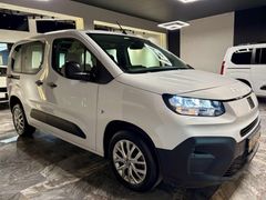 BNG MOTORS - 2025 ÇIKIŞLI DİZEL YENİ DOBLO 16.000 KM BOYASIZ