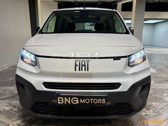 BNG MOTORS BOYASIZ 2025 ÇIKIŞLI FİAT YENİ DOBLO DİZEL SIFIR GİBİ