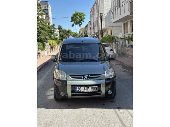 Sahibinden Peugeot Partner  adventure  kısa süreliğine bu fiyata

