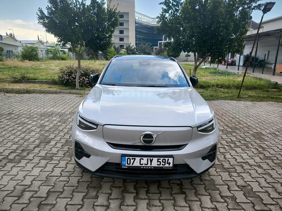 Volvo C40 Ultimate p8 2024 Trafik çıkışlı 4x4 Uzun Menzil