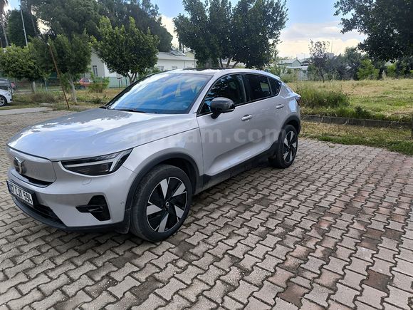 Volvo C40 Ultimate p8 2024 Trafik çıkışlı 4x4 Uzun Menzil