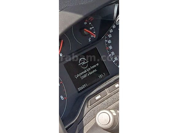 Emekliden İlk Elden - Hatasız 2023 Opel Combo Elegance | 8 İleri Otomatik 6.090 KM