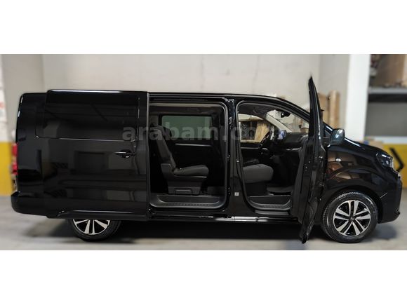 İLK SAHİBİNDEN 2025 MODEL 8+1 OTOMOBİL RUHSATLI HATASIZ TRAMERSİZ OTOMATİK CAM TAVANLI
