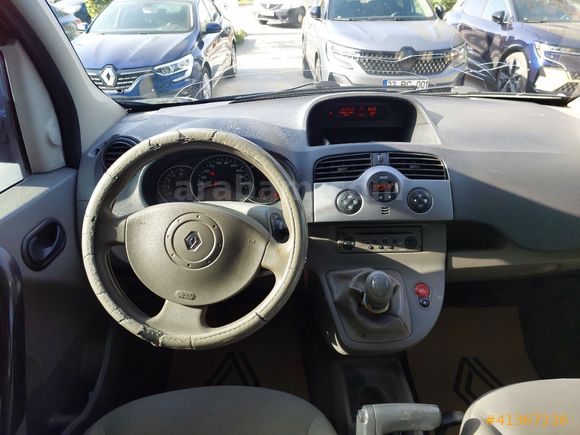 RENAULT YETKİLİ BAYİDEN 2010 KANGOO1.5 DİZEL EXPRESSİON 205000KM