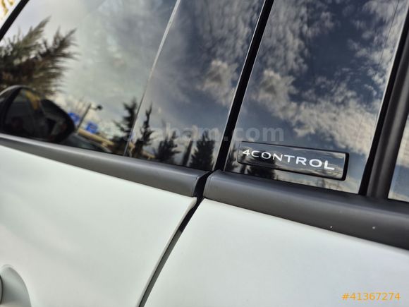 RENAULT YETKİLİ BAYİDEN 2024 RAFALE 1.2TCe Ful Hybrid 32.000KM