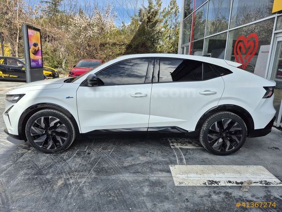 RENAULT YETKİLİ BAYİDEN 2024 RAFALE 1.2TCe Ful Hybrid 32.000KM