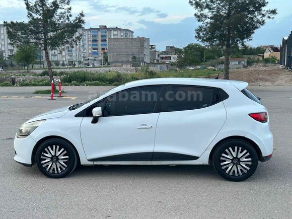 Sahibinden Renault Clio 1.5 dCi Joy 2013 Model  315.000 km Beyaz