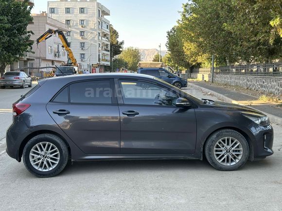 Sahibinden Kia Rio 1.4 CRDi Concept 2017 Model 