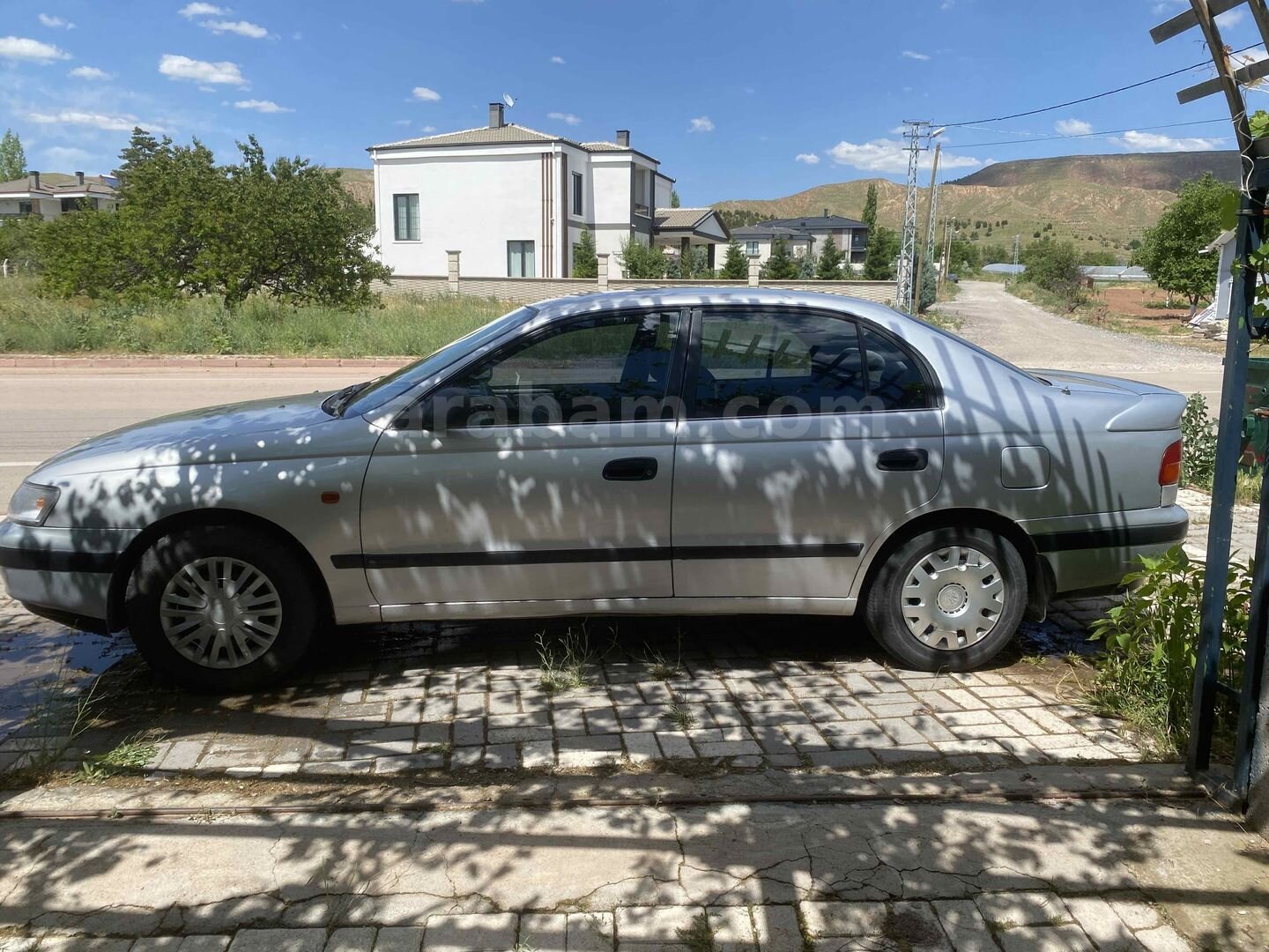 Sahibinden Toyota Carina 2.0 GLi 1997 Model Aksaray 308.968 km Gri (Gümüş) 1