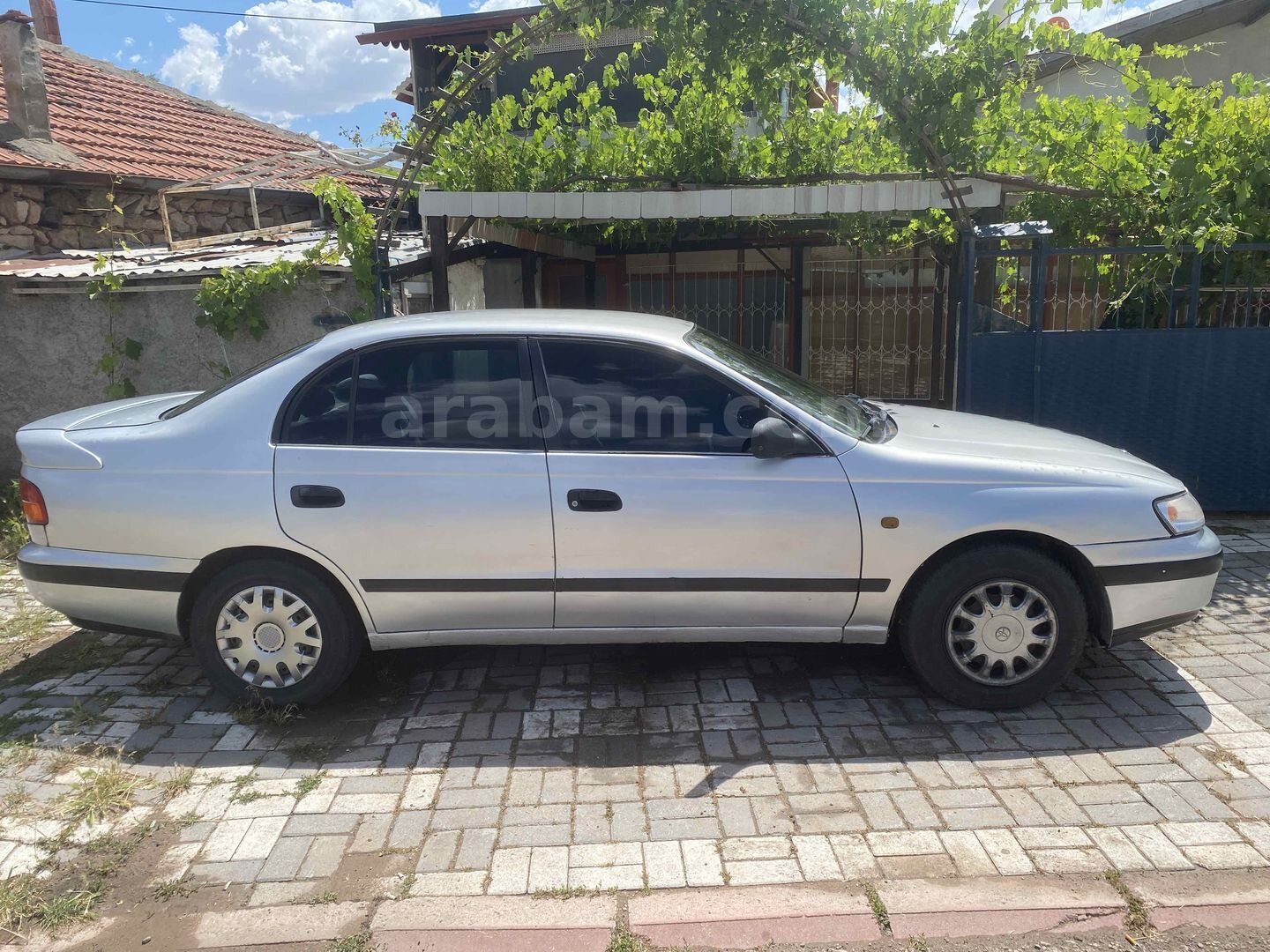 Sahibinden Toyota Carina 2.0 GLi 1997 Model Aksaray 308.968 km Gri (Gümüş) 2