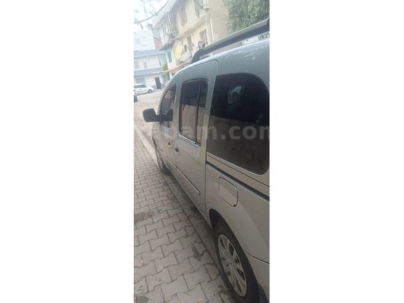 Sahibinden Renault Kangoo Multix 1.5 dCi Expression 2011 Model