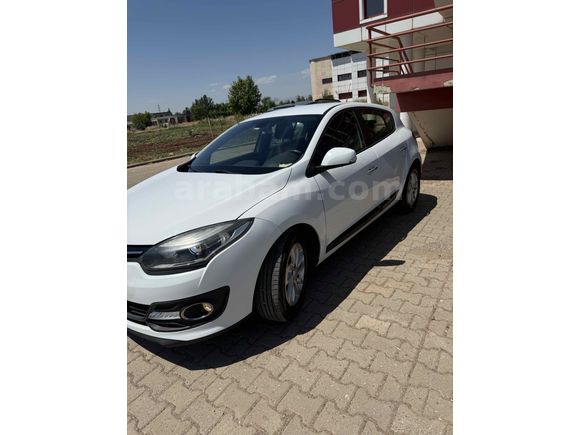 Sahibinden Renault Megane 1.6 Touch Plus 2014 Model  125.000 km Beyaz
