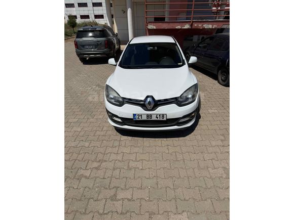 Sahibinden Renault Megane 1.6 Touch Plus 2014 Model  125.000 km Beyaz