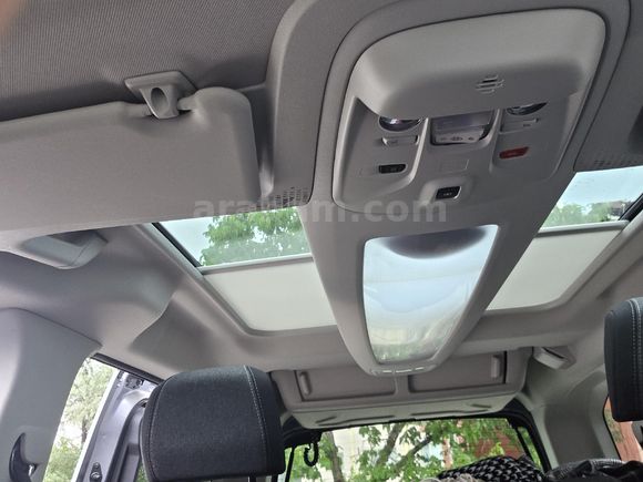 Sahibinden Opel Combo 1.5 CDTI Ultimate 2024 Model  25.000 km Gri