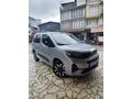 Sahibinden Opel Combo 1.5 CDTI Ultimate 2024 Model  25.000 km Gri