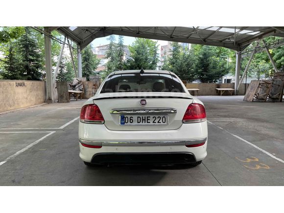 DÜŞÜK KM // EXTRALI // AİLE ARABASI // 1.6 DİZEL //
