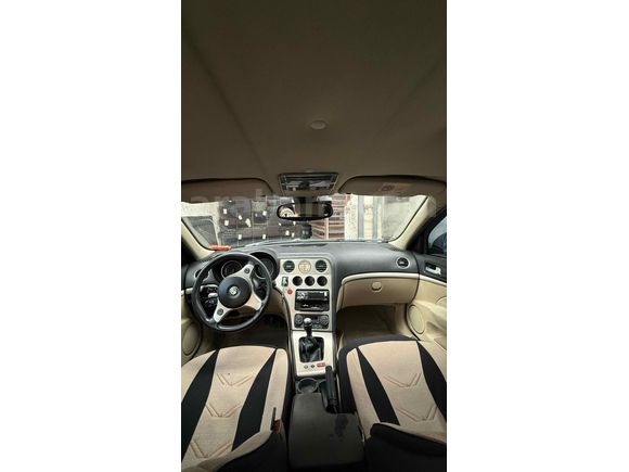 Sahibinden Alfa Romeo 159 1.9 JTD Distinctive 2006 Model 