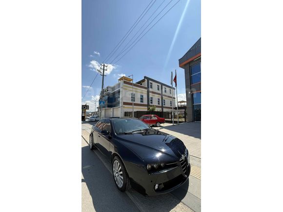 Sahibinden Alfa Romeo 159 1.9 JTD Distinctive 2006 Model 