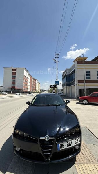 Sahibinden Alfa Romeo 159 1.9 JTD Distinctive 2006 Model Ankara 340.000 km Siyah