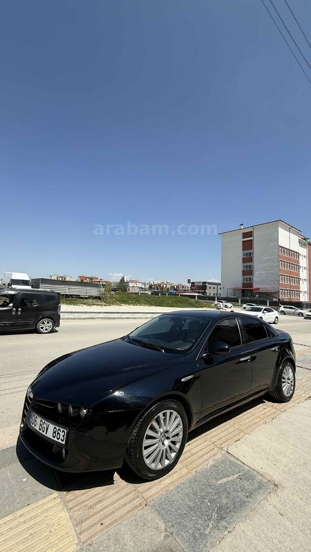 Sahibinden Alfa Romeo 159 1.9 JTD Distinctive 2006 Model Ankara 340.000 km Siyah 7