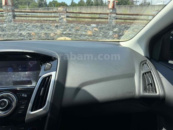 Galeriden Ford Focus 1.6 TDCi Trend X 2015 Model Muğla
