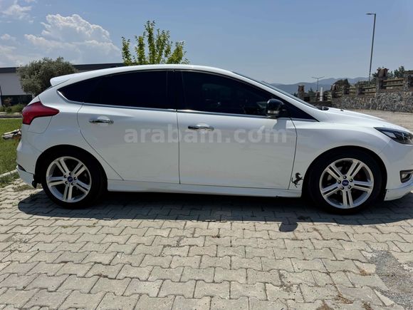 Galeriden Ford Focus 1.6 TDCi Trend X 2015 Model Muğla