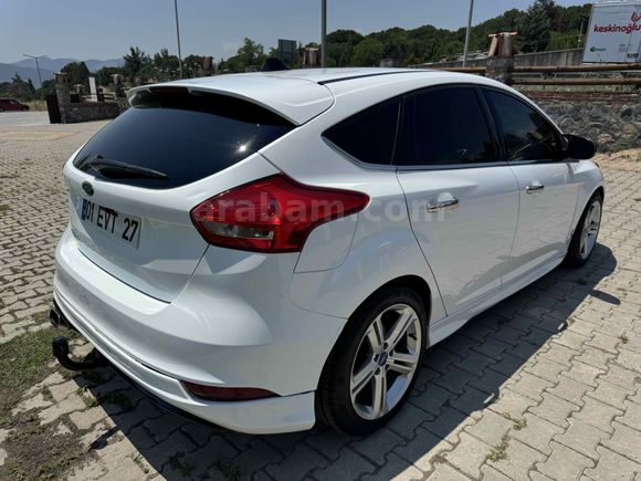 Galeriden Ford Focus 1.6 TDCi Trend X 2015 Model Muğla