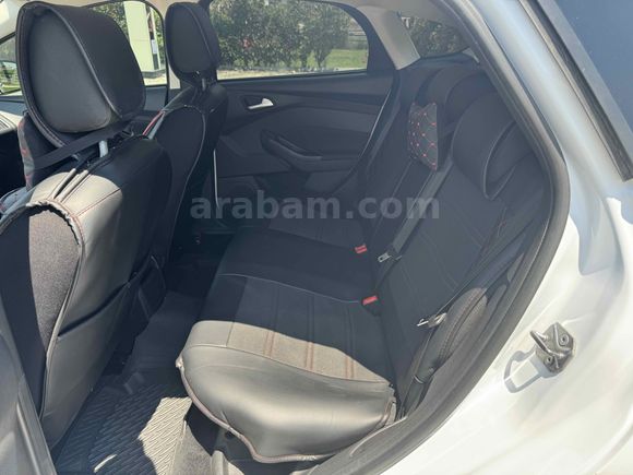 Galeriden Ford Focus 1.6 TDCi Trend X 2015 Model Muğla