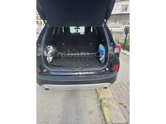 Sahibinden Ford Kuga 1.5 EcoBlue Style 2020 Model  143.000 km Siyah