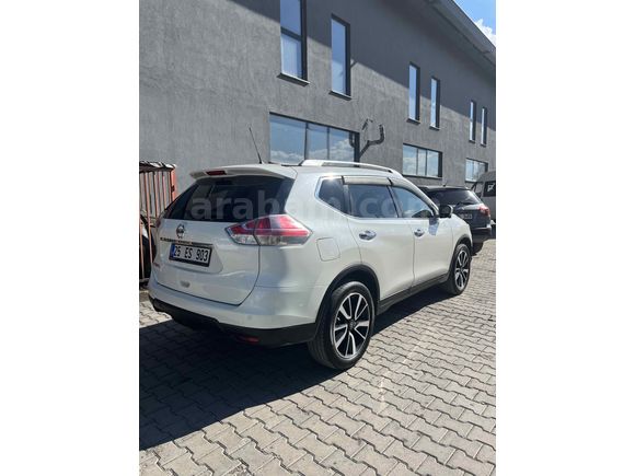 Sahibinden Nissan X-Trail 1.6 dCi Platinum Premium 2015 Model Erzurum 71.000 km Beyaz
