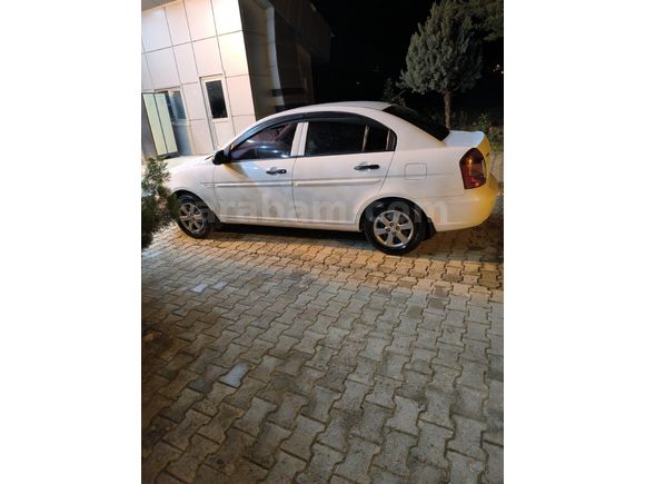 Sahibinden Hyundai Accent Era 1.4 Mode 2011 Model
