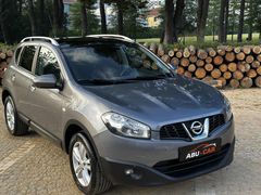 Nisaan Qashqai Tekna Skypack