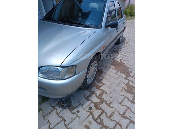 Sahibinden Ford Escort 1.6 CLX 1996 Model