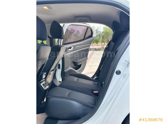 RENAULT MEGANE 4 - OTOMATİK - HATCHBACK - ANAHTARSIZ GİRİŞ ÇIKIŞ