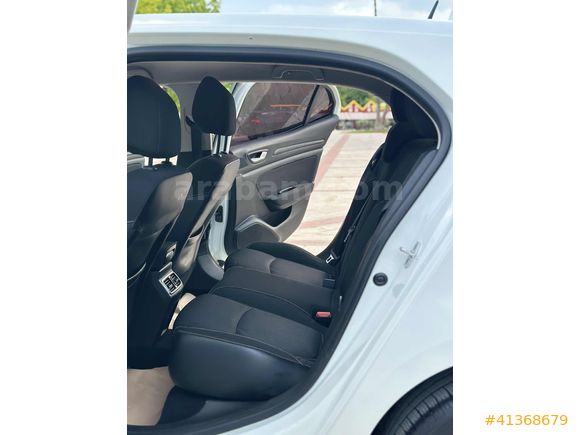 RENAULT MEGANE 4 - OTOMATİK - HATCHBACK - ANAHTARSIZ GİRİŞ ÇIKIŞ