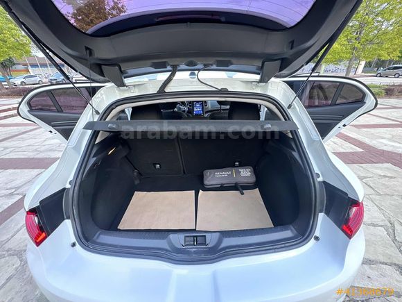 RENAULT MEGANE 4 - OTOMATİK - HATCHBACK - ANAHTARSIZ GİRİŞ ÇIKIŞ