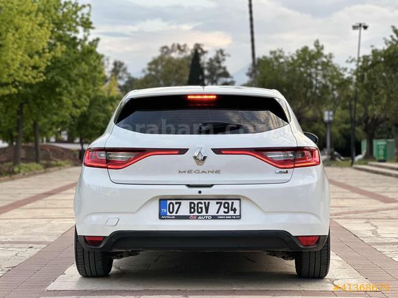RENAULT MEGANE 4 - OTOMATİK - HATCHBACK - ANAHTARSIZ GİRİŞ ÇIKIŞ